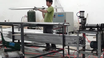 電纜橋架生產(chǎn)車間10
